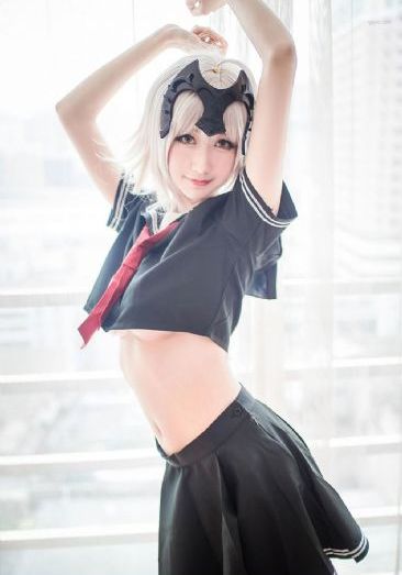 漂亮的桃子_手机免费播放动漫