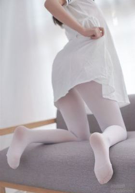学生的妈妈三_1080迅雷电影在线